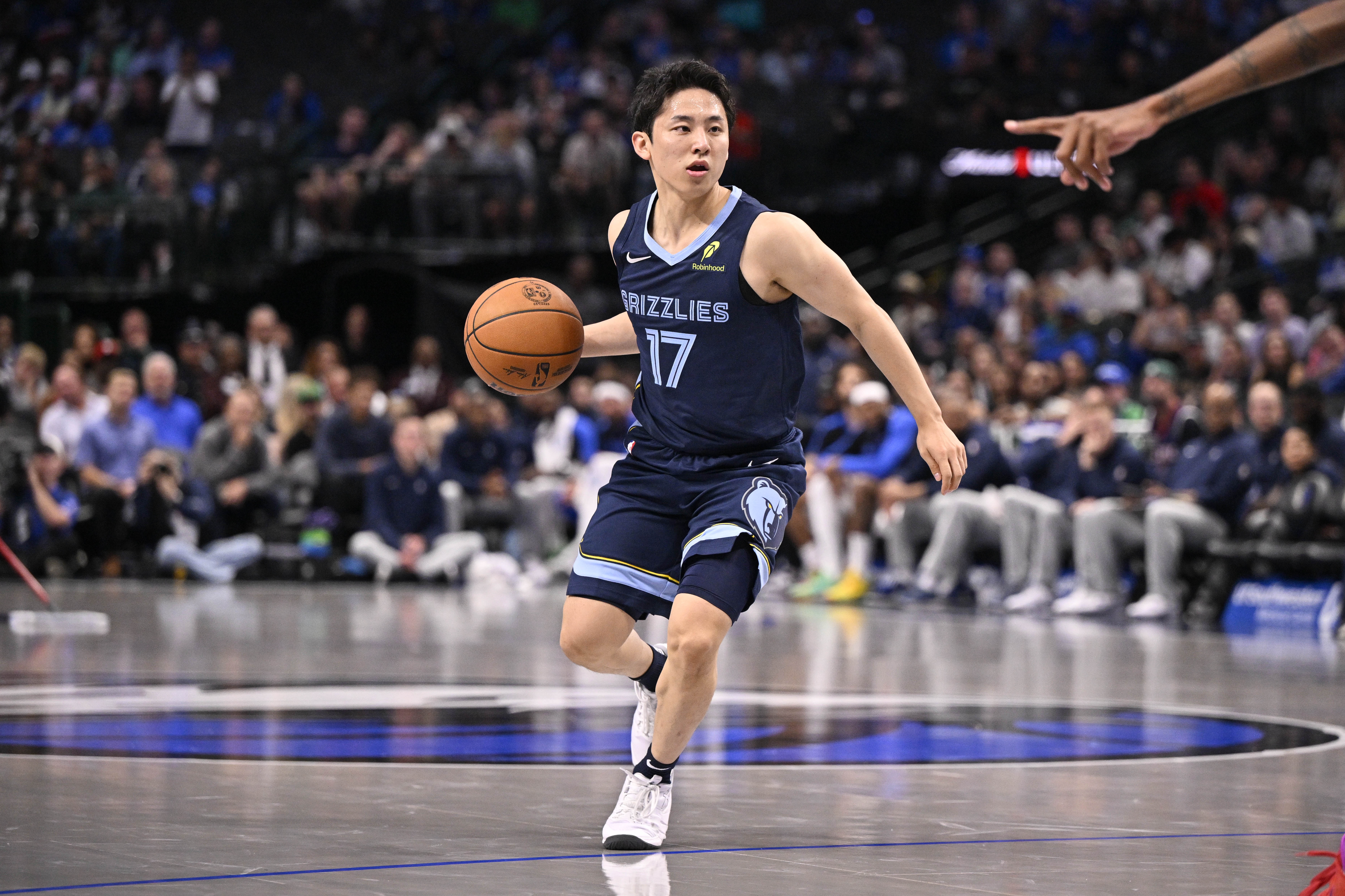 朱彦硕：河村勇辉踏上NBA季前赛的第一天 我就预感他一定会留下